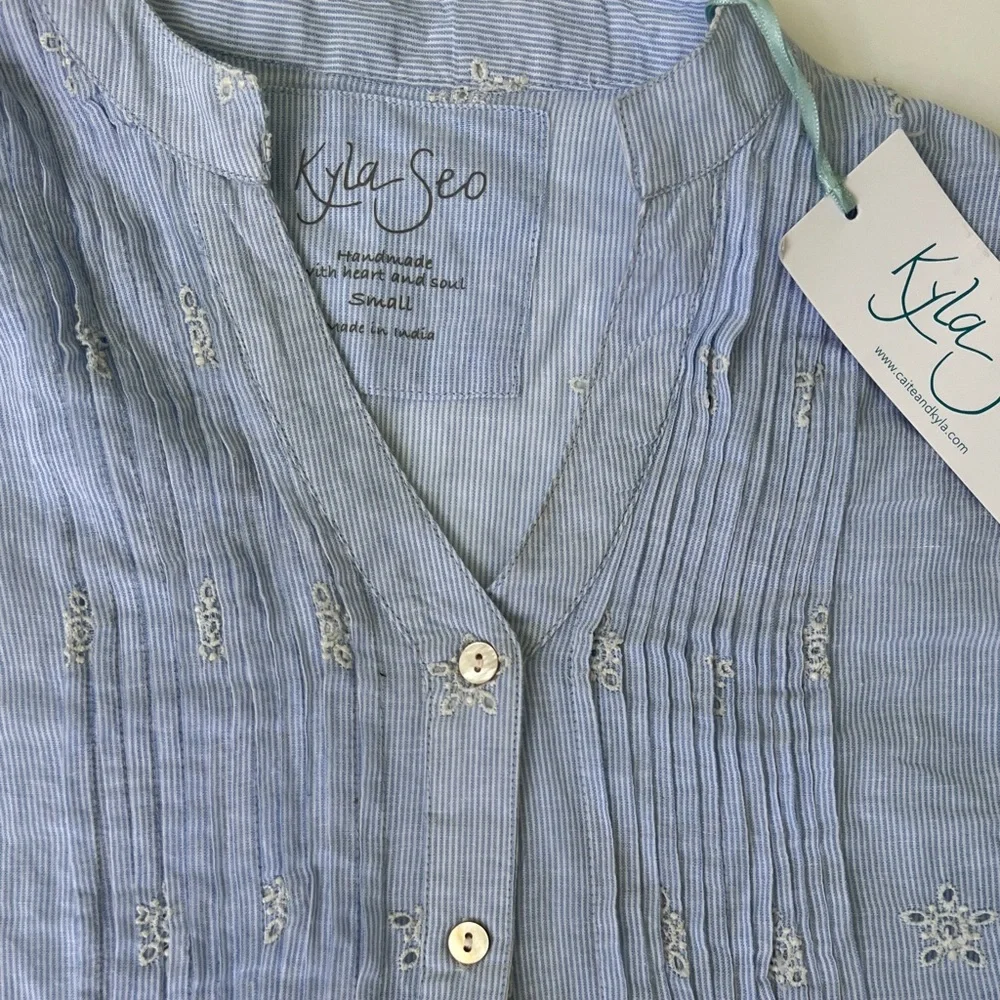 NWT Anthropology Bell Sleeves Shirt by Kyla Seo Soft Eyeleted Cotton Sz Small - Picture 9 of 16